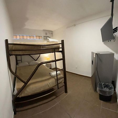 Suites Apodaca Esterno foto
