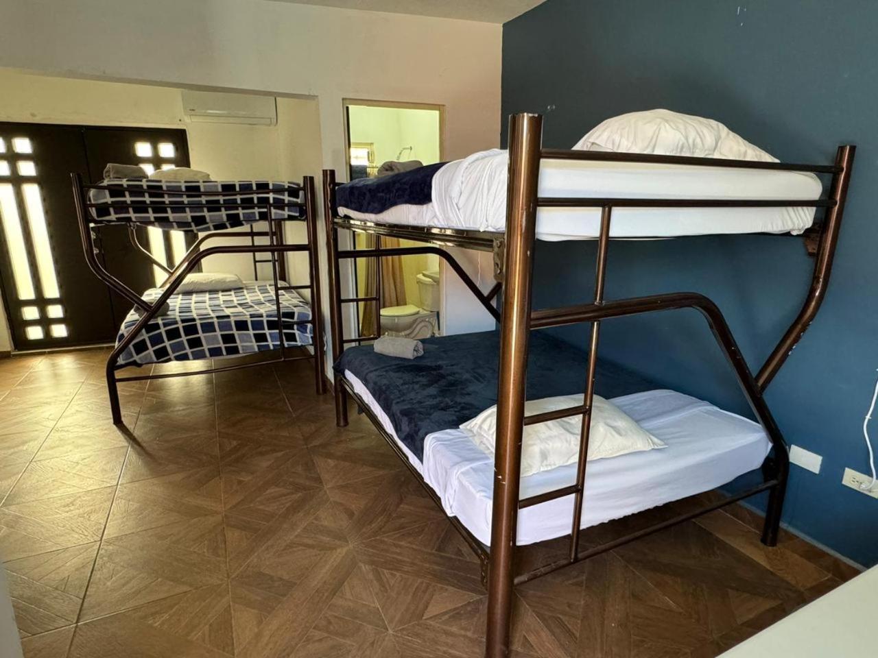 Suites Apodaca Esterno foto