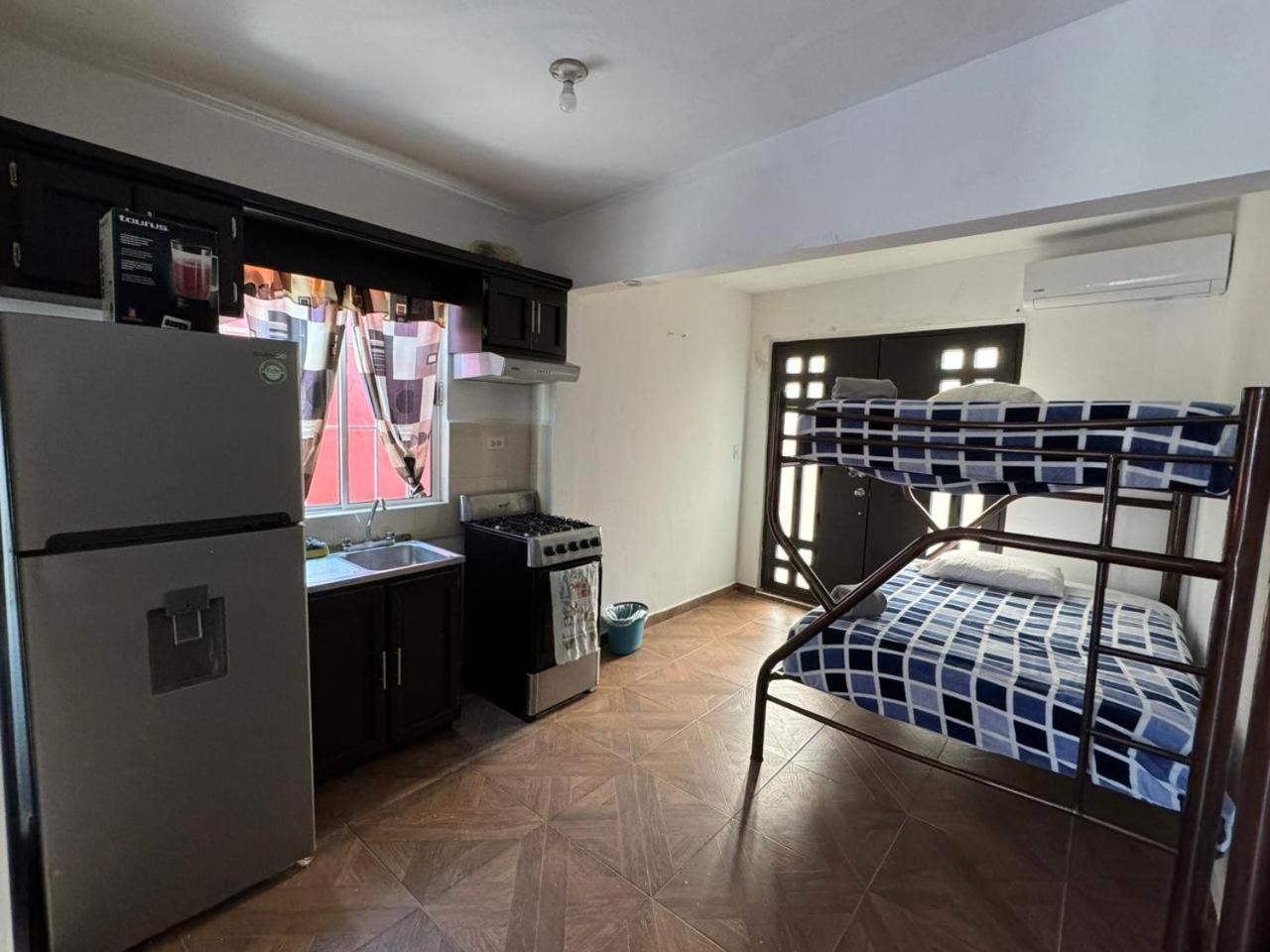 Suites Apodaca Esterno foto