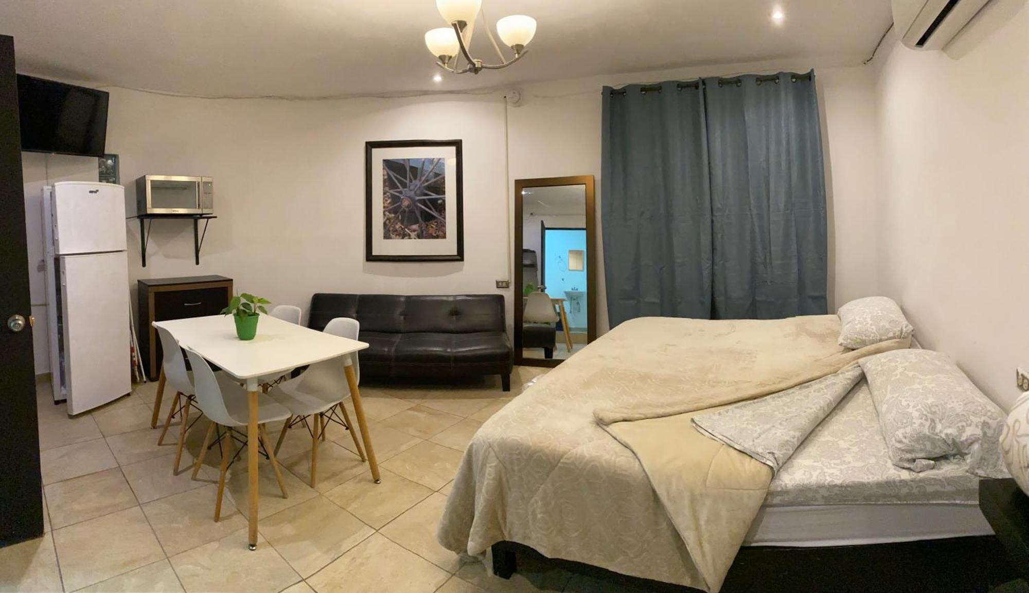 Suites Apodaca Esterno foto