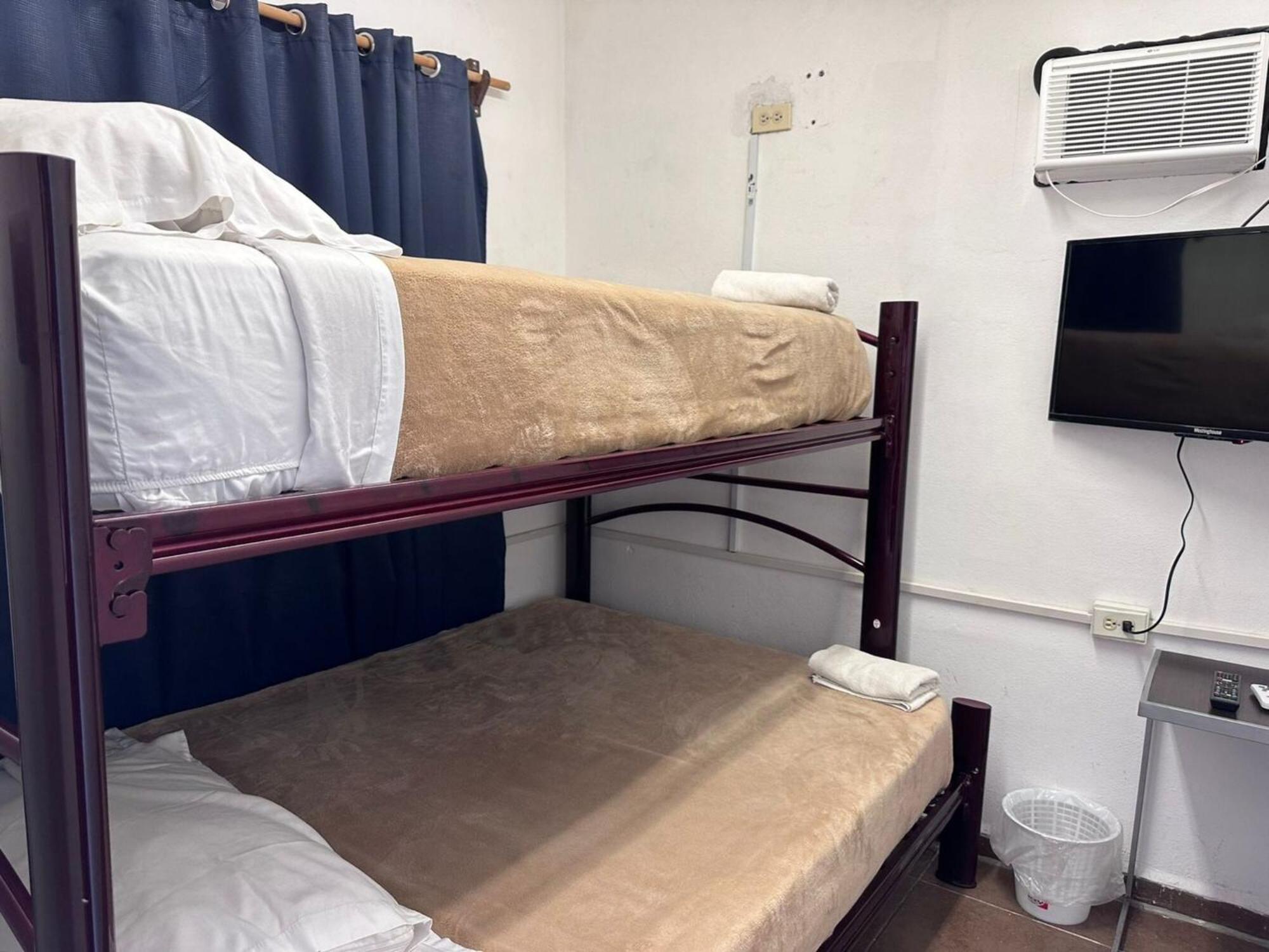Suites Apodaca Esterno foto